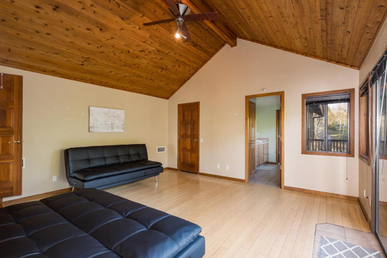 Casa Rio Yosemite -Waterfall Plus 9 Acres Oakhurst Exterior foto